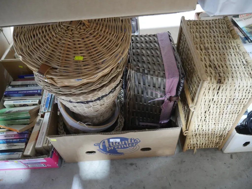 Cane baskets Image 1++