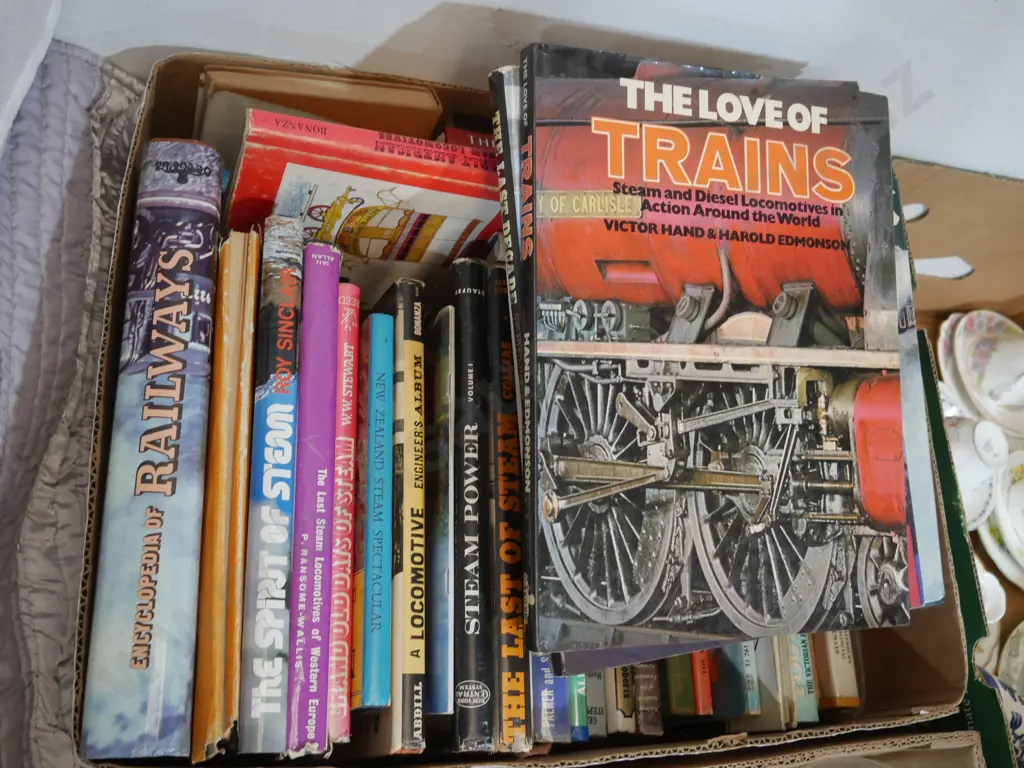 Locomotive books Image 1++