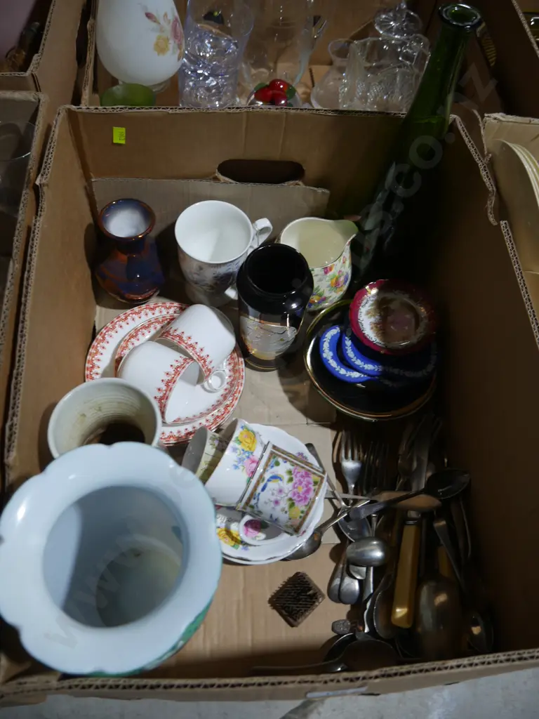 China and cutlery etc Image 1++