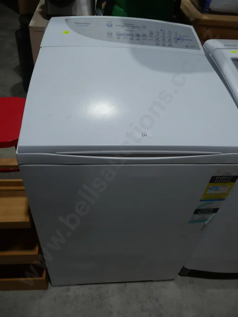 Fisher & Paykel washing machine Image 1++