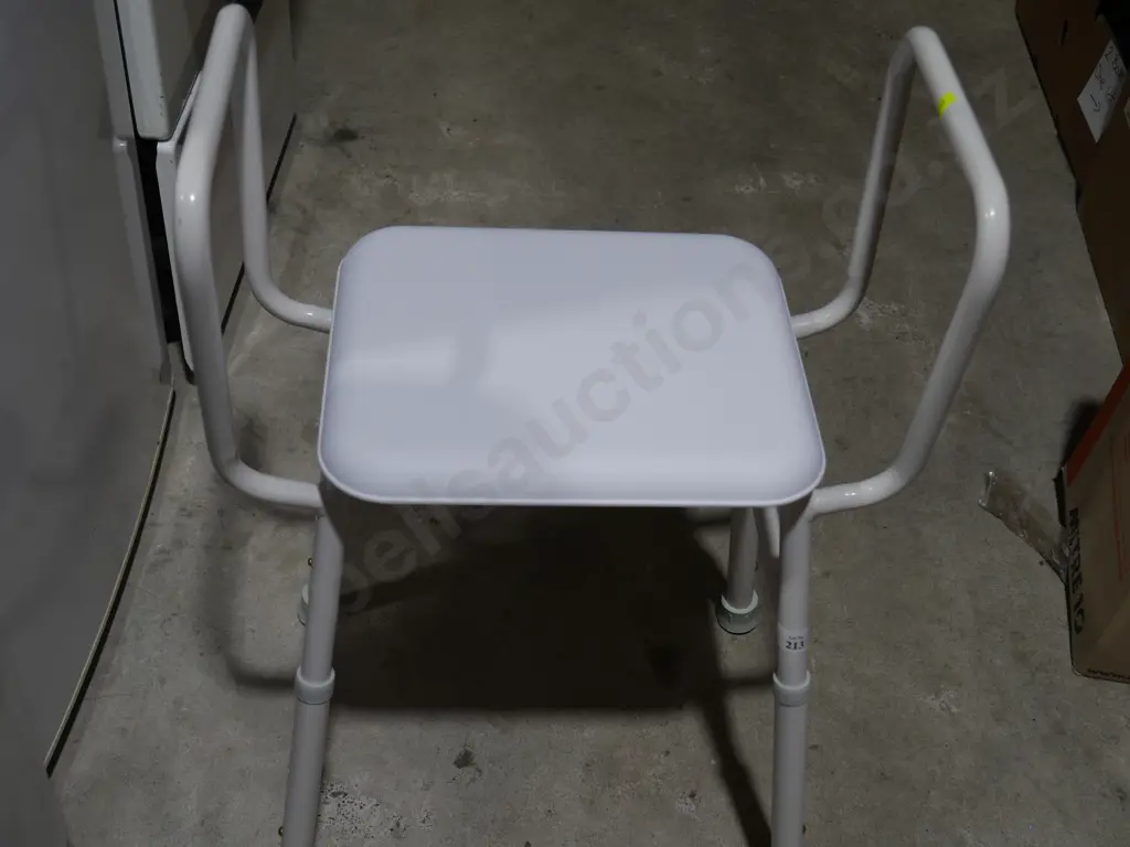 Shower seat Image 1++