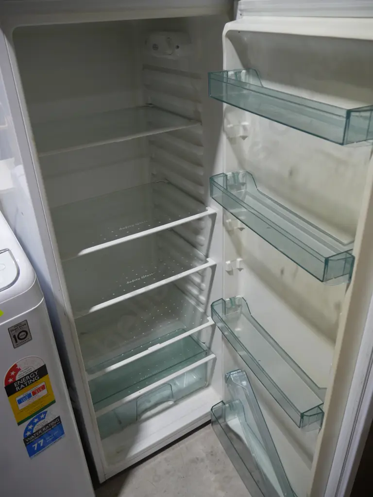Haier fridge Image 1++