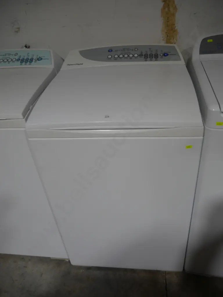 Fisher & Paykel washing machine Image 1++