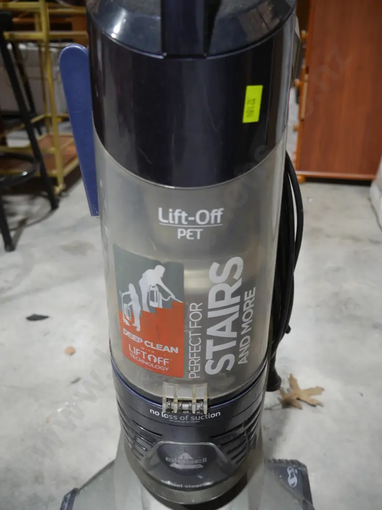 Bissell vacuum cleaner Image 1++