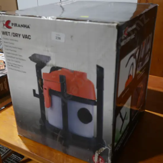 Piranha within dry vacuum cleaner