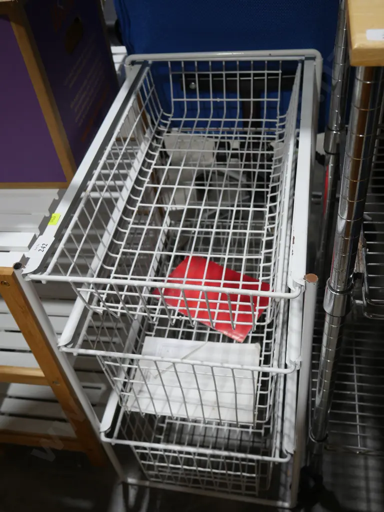Metal storage rack Image 1++