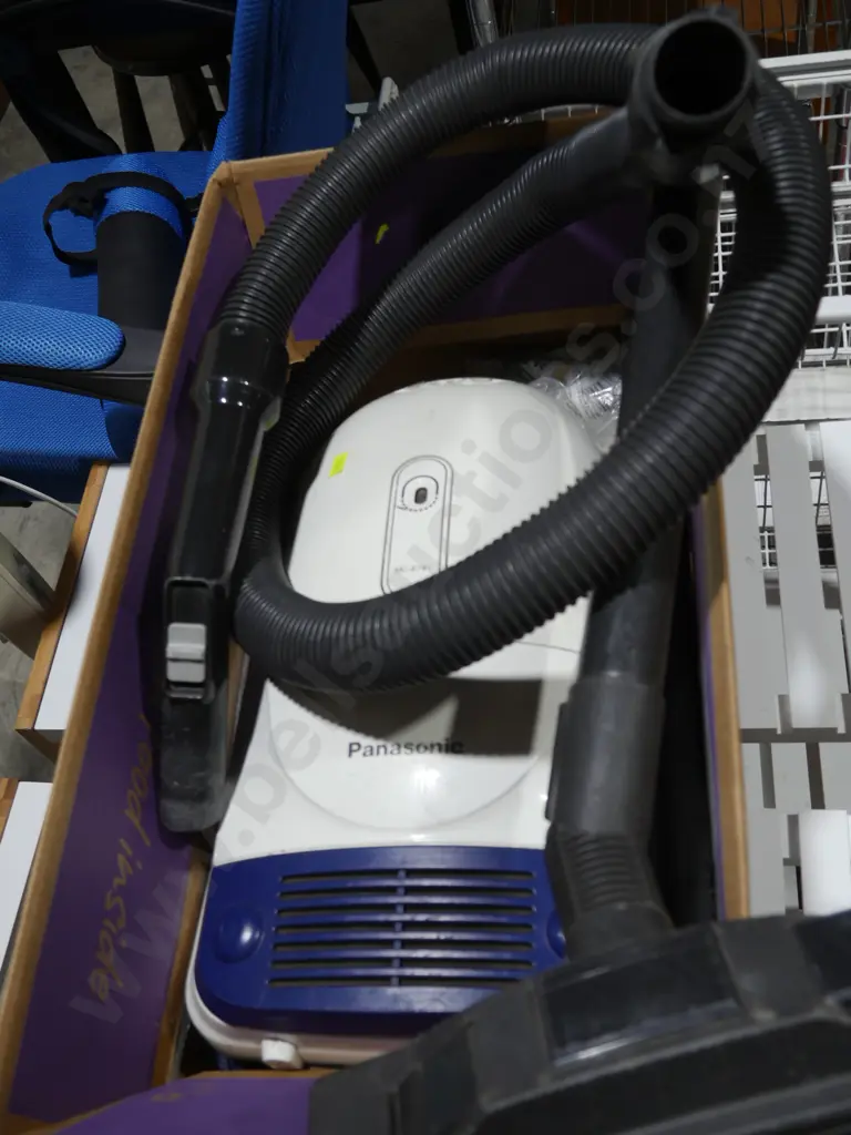 Vacuum cleaner Image 1++