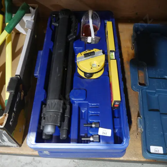 Laser level