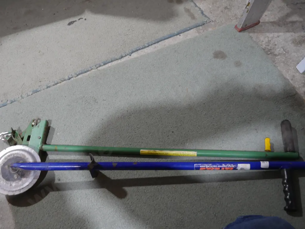 Lawn edger, ripper weeder Image 1++