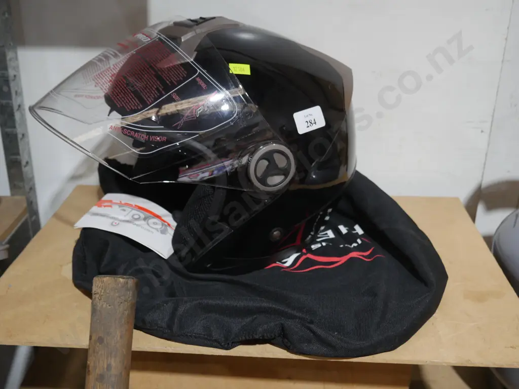 Apro motorcycle helmet Image 1++