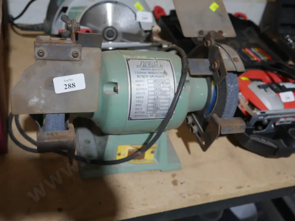 Bench grinder Image 1++