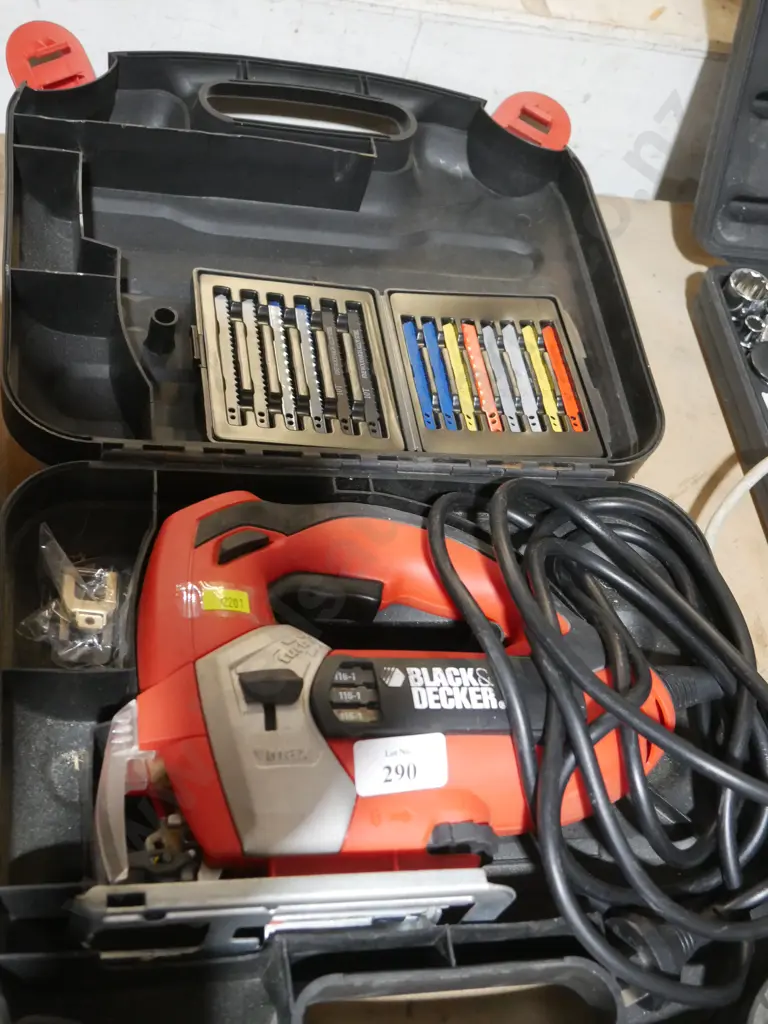 Black & Decker jigsaw Image 1++