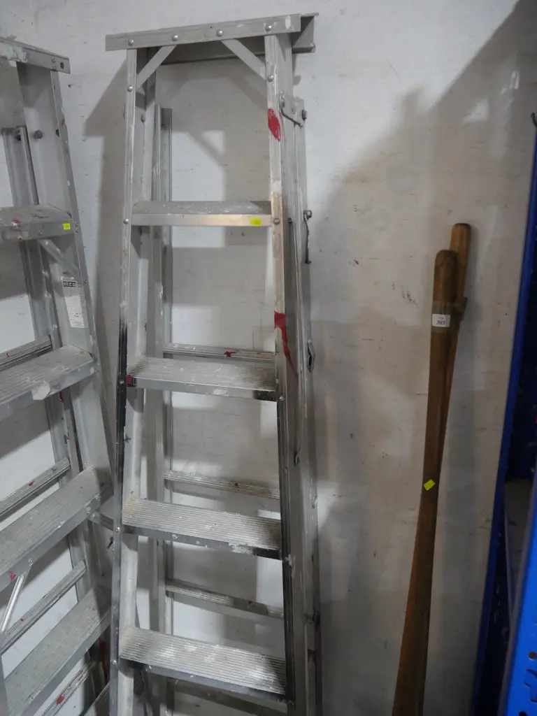 A-frame ladder Image 1++