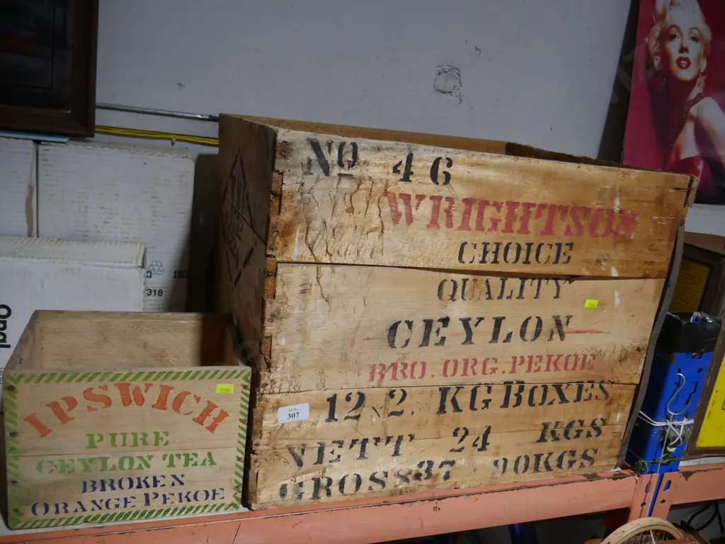 2 wooden tea boxes Image 1++