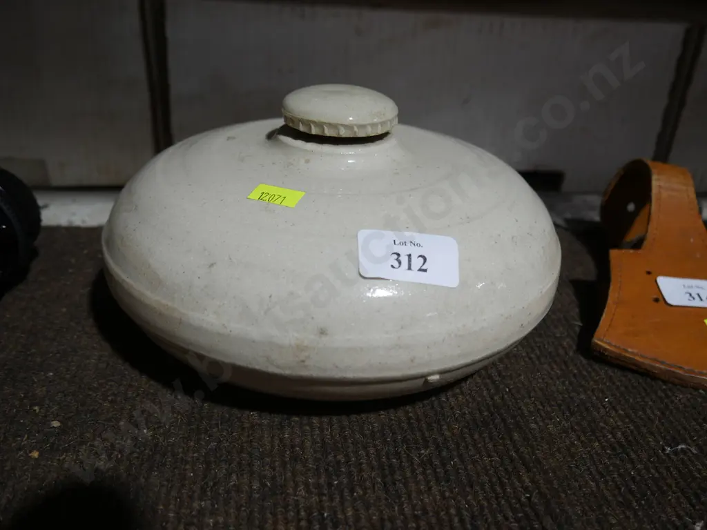 Stone hot water bottle Image 1++