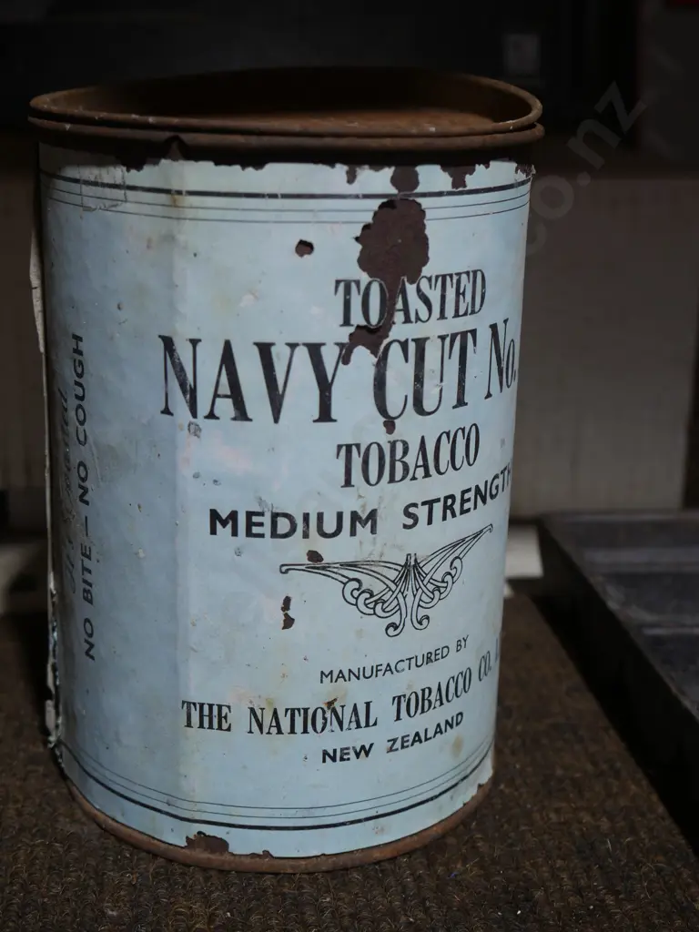 Tobacco tin Image 1++