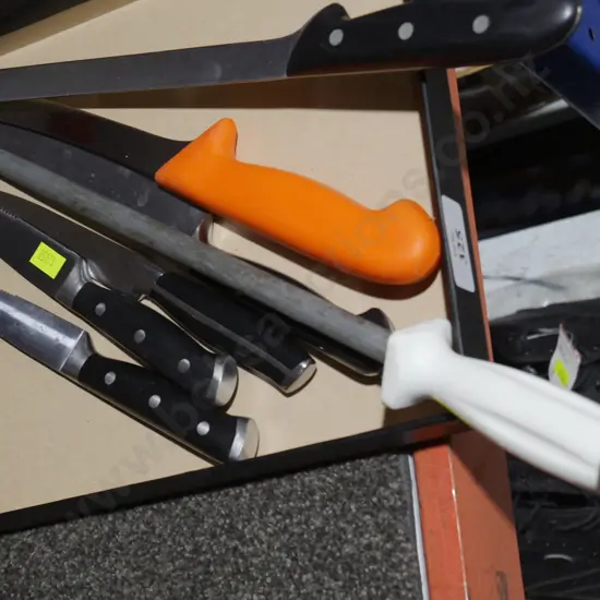 Knives and steel