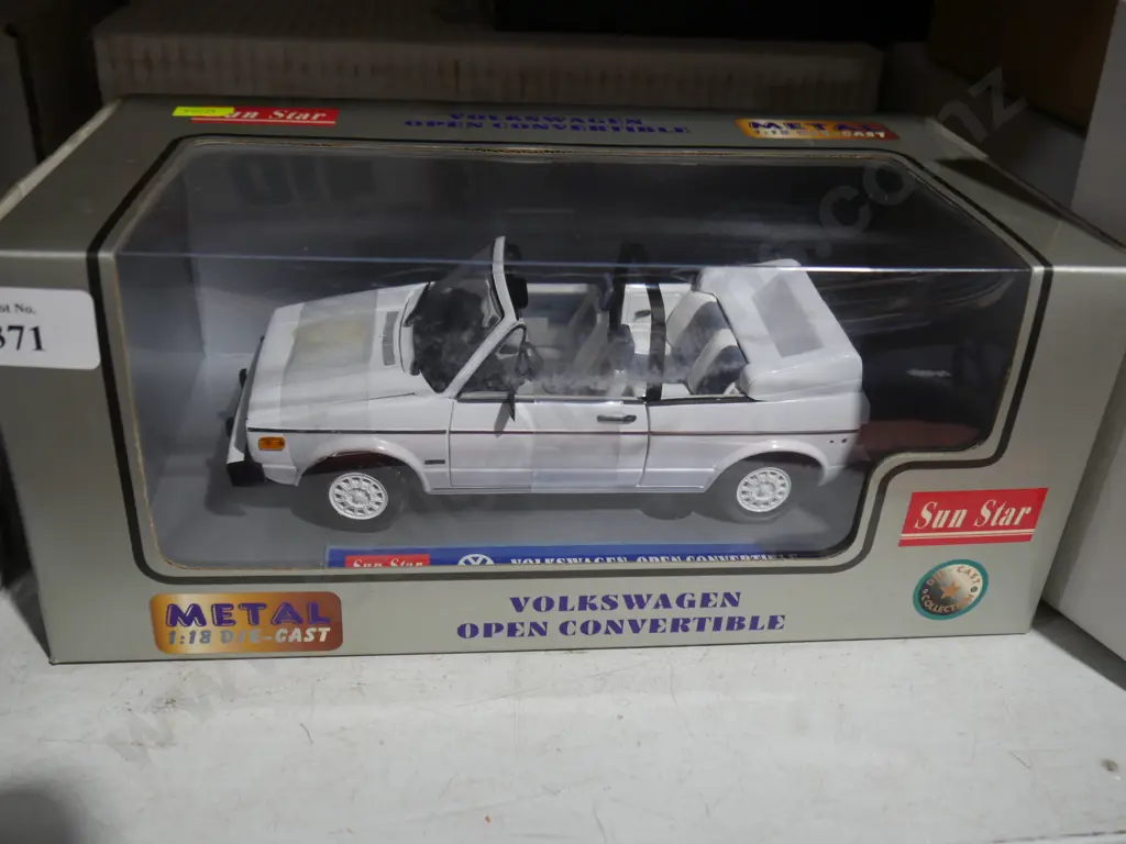 Model Volkswagen open convertible Image 1++