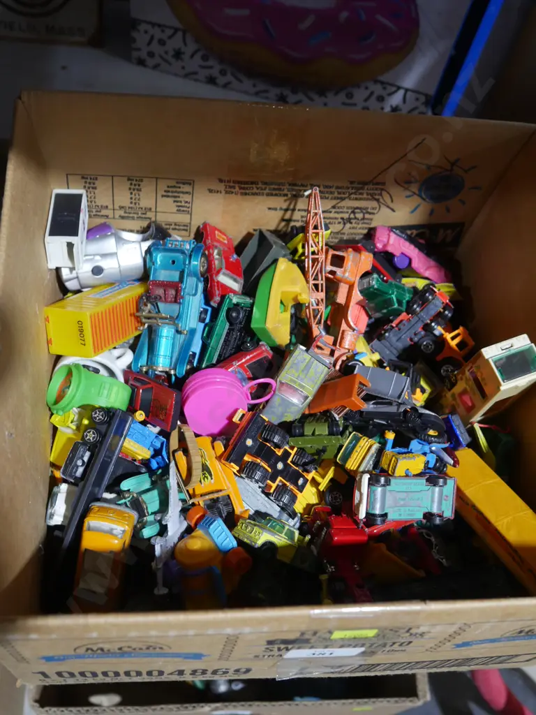 Box of toy cars Image 1++