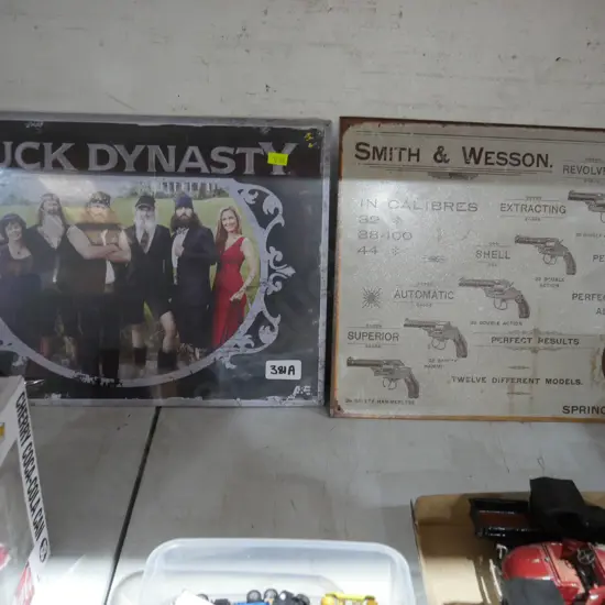 Duck dynasty, Smith and wesson tin signs