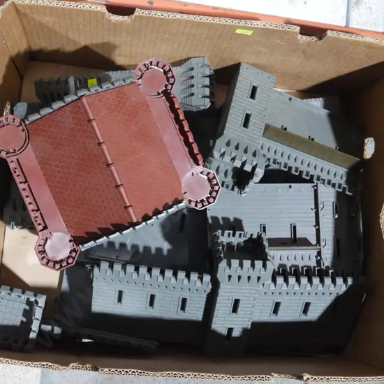 Toy castle