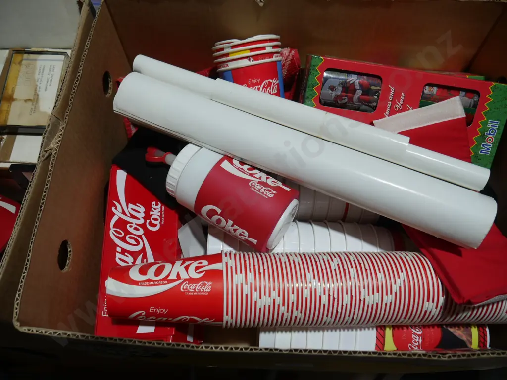 Coca-Cola collectables Image 1++