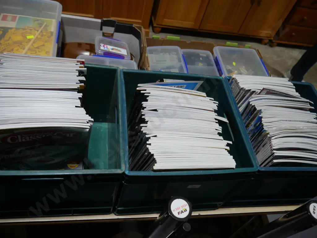 Three boxes of classic car magazines Image 1++