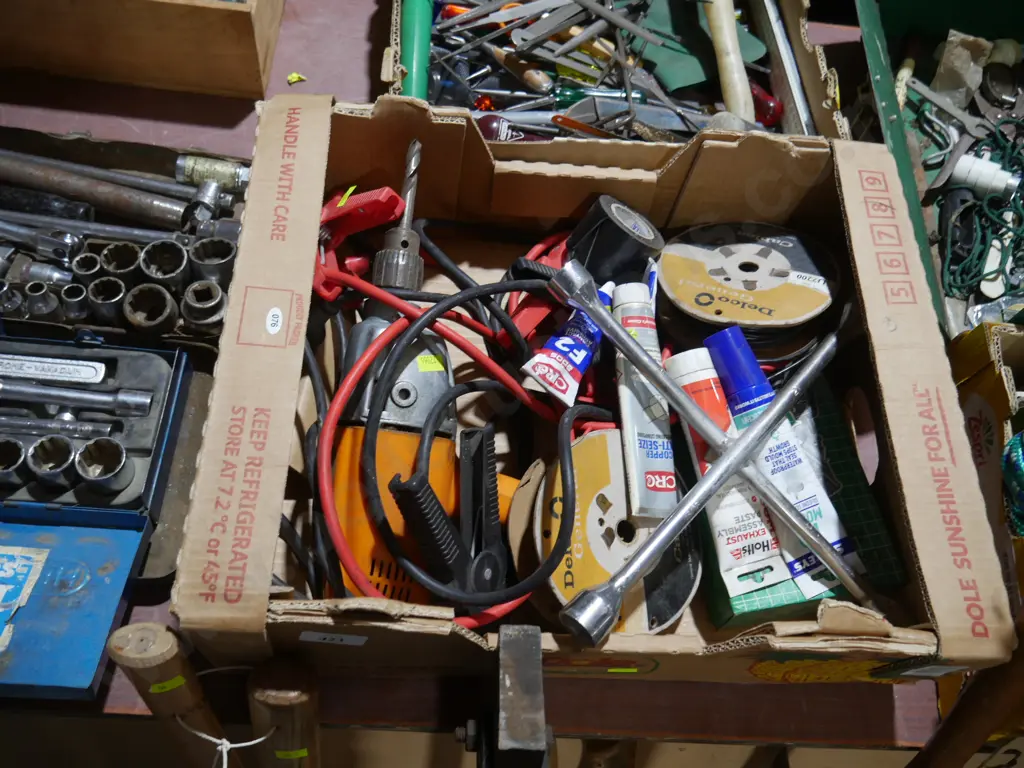 Workshop sundries and drill Image 1++