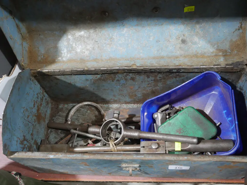 Toolbox and contents Image 1++