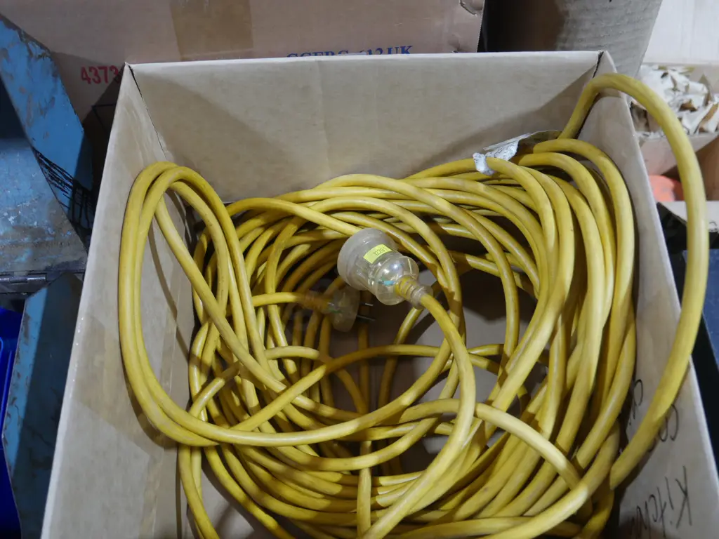 Extension cord Image 1++