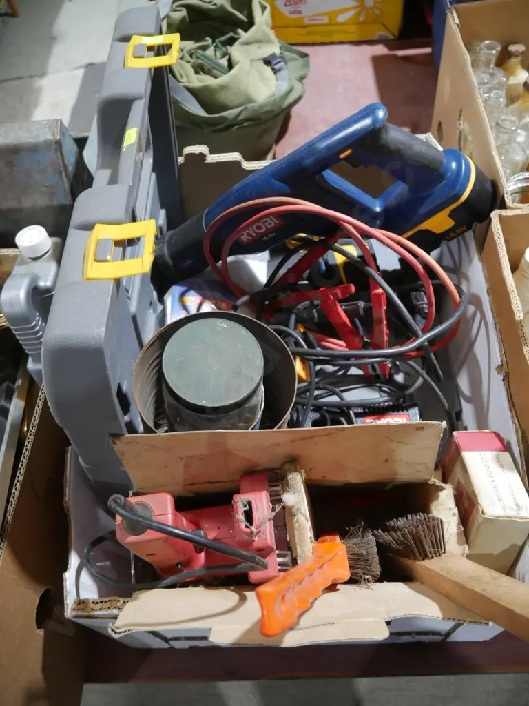 Assorted workshop tools etc Image 1++