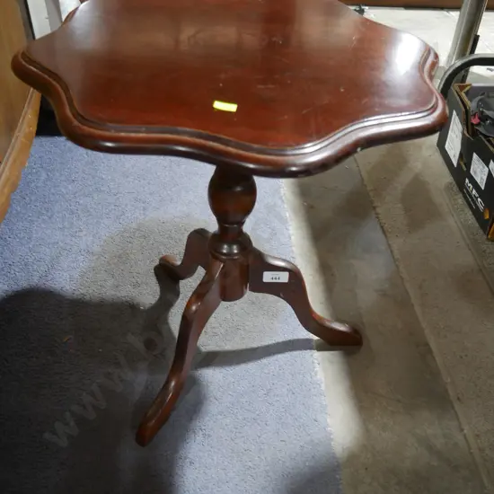 Wine table