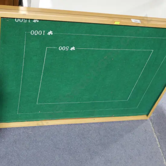 Jigsaw puzzle tray