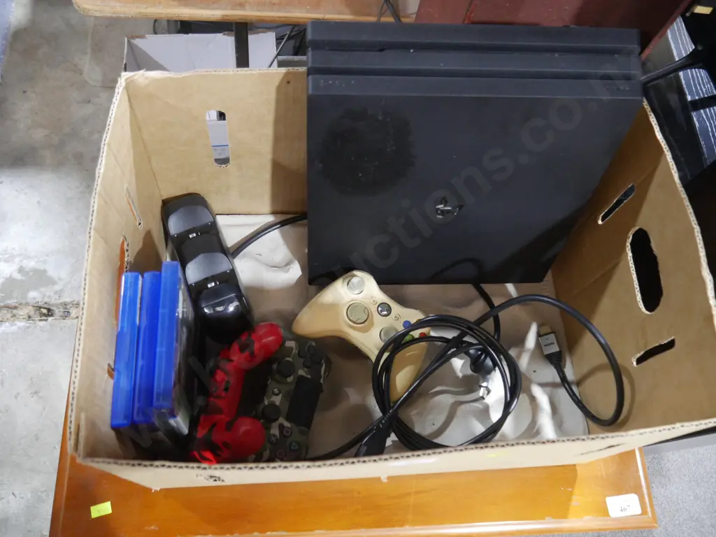 PlayStation 4 console etc Image 1++