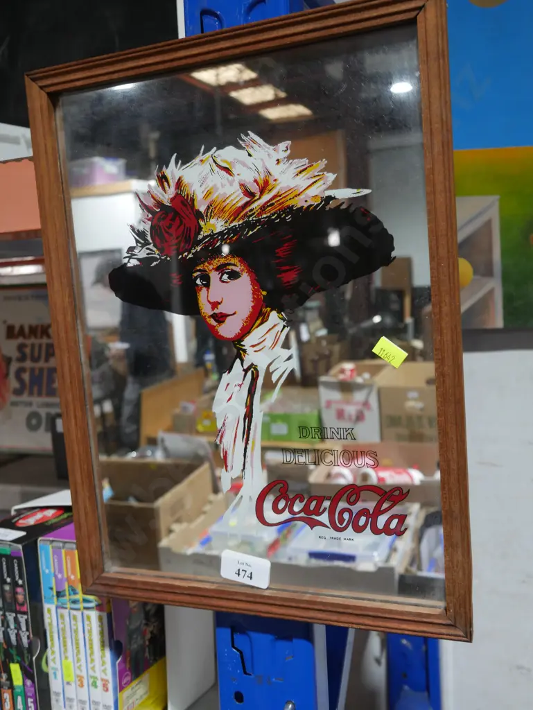 Coca-Cola mirror Image 1++