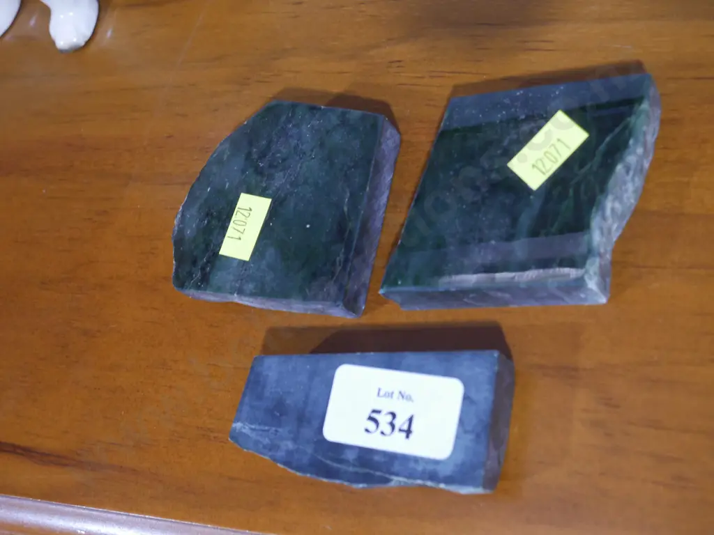 Three pieces of polished stone Image 1++