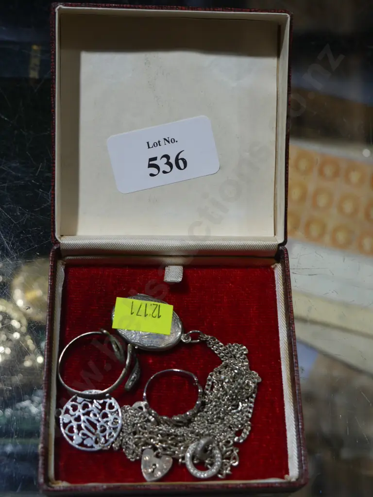 Silver items Image 1++