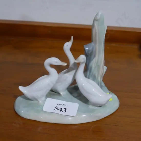 Nao geese ornament