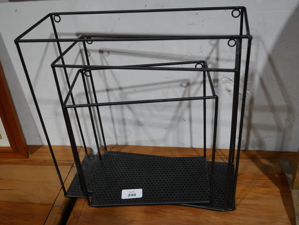 Wire wall shelves Image 1++