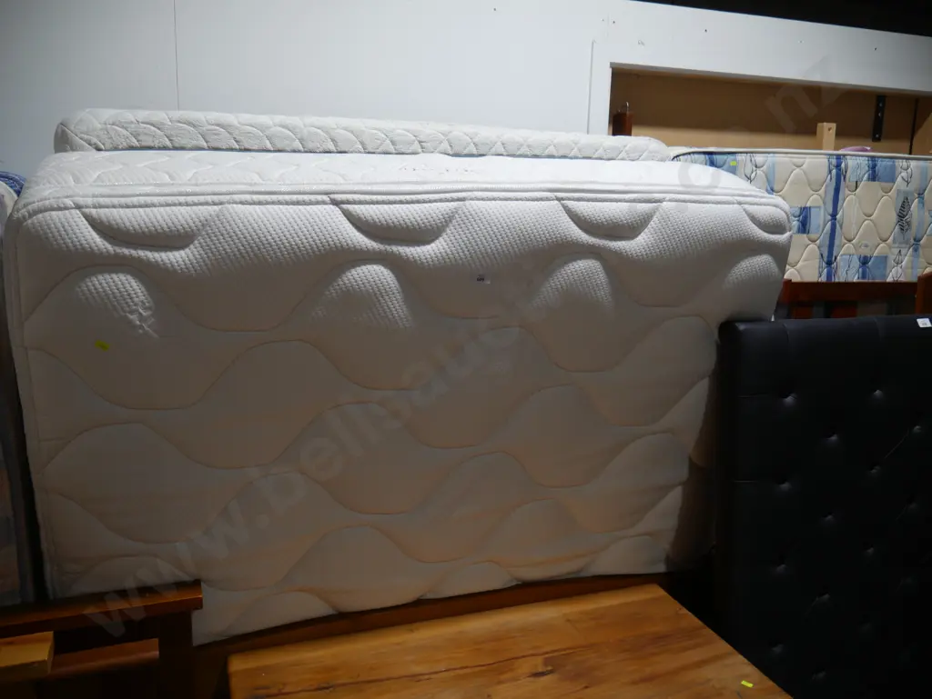 Queen mattress and base and headboard Image 1++