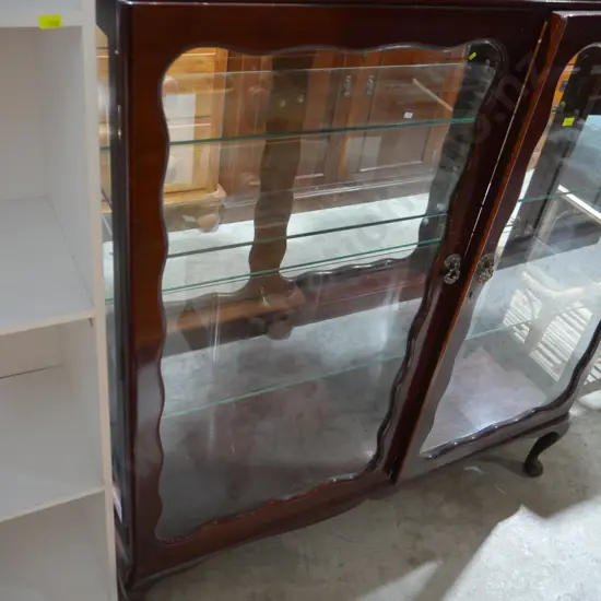 Display cabinet