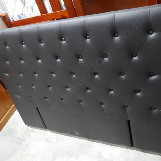 Black buttoned headboard