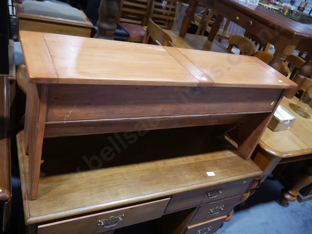 Storage bench seat Image 1++