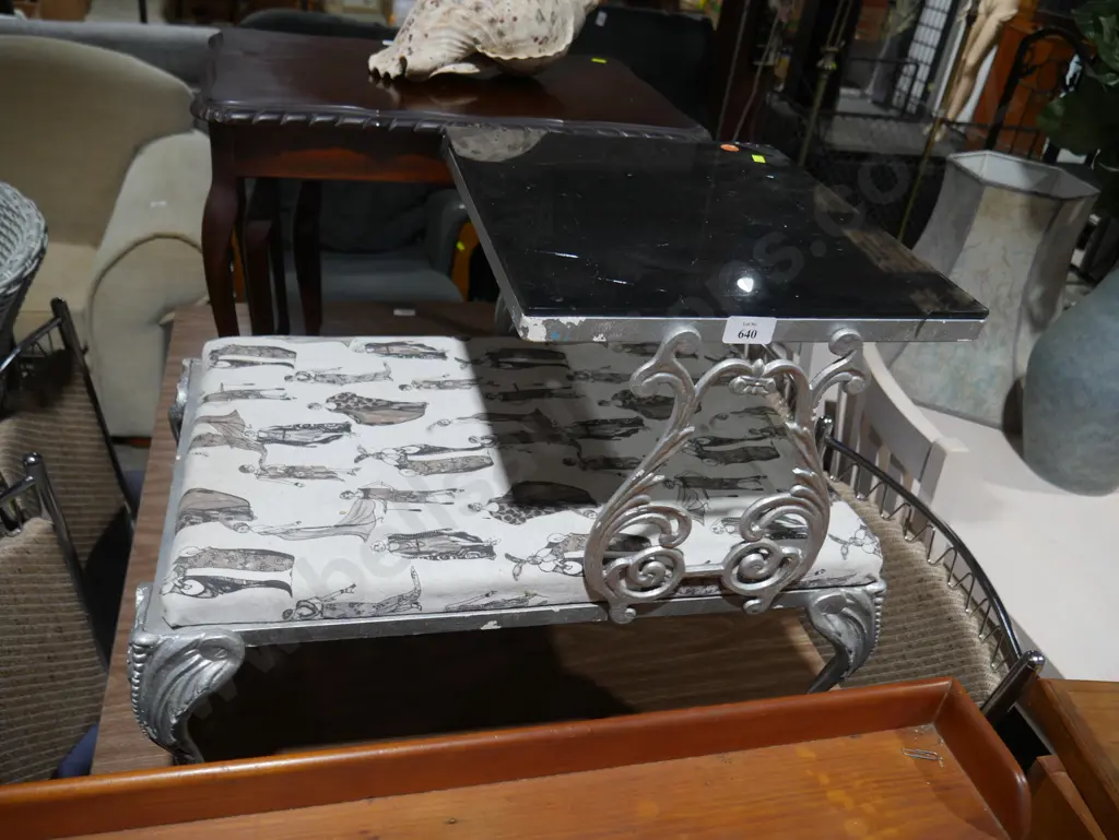 Metal base telephone table Image 1++