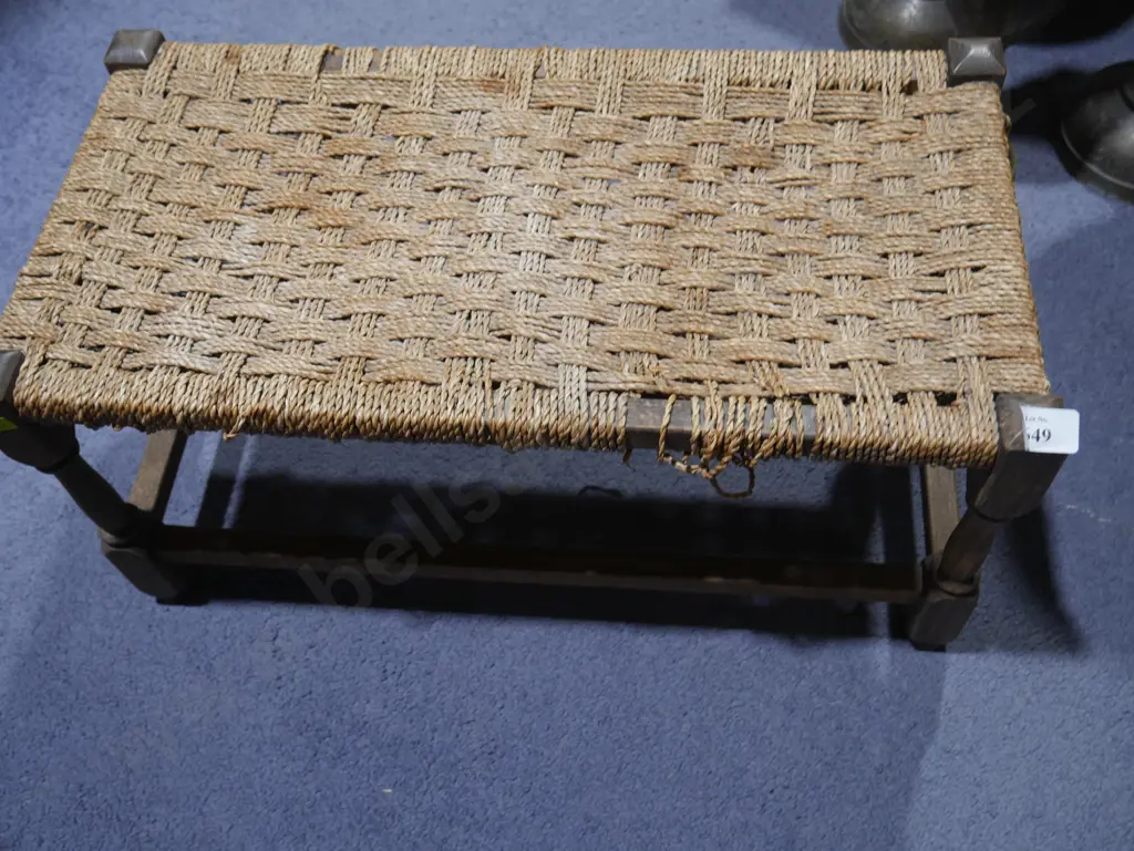 Wicker stool Image 1++