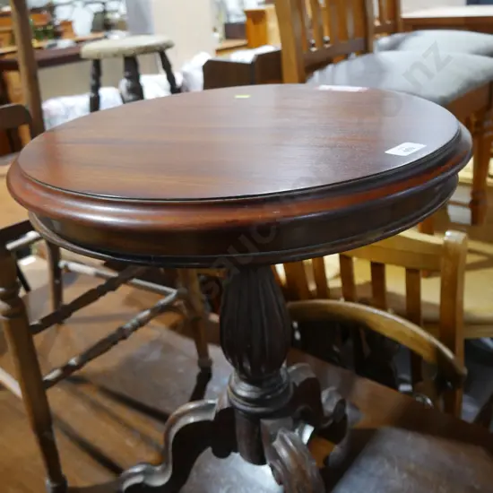Wine table