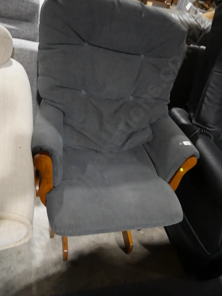 Canadian rocking chair Image 1++