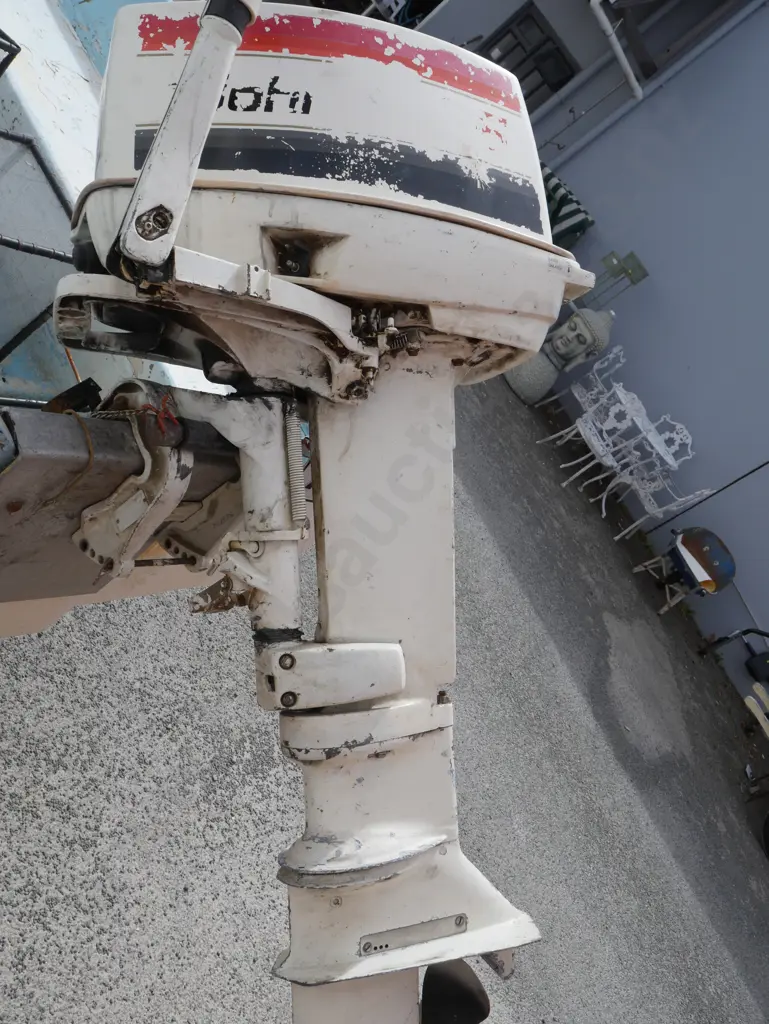 Lake boat, motor & trailer Image 1++