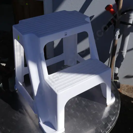 Plastic steps