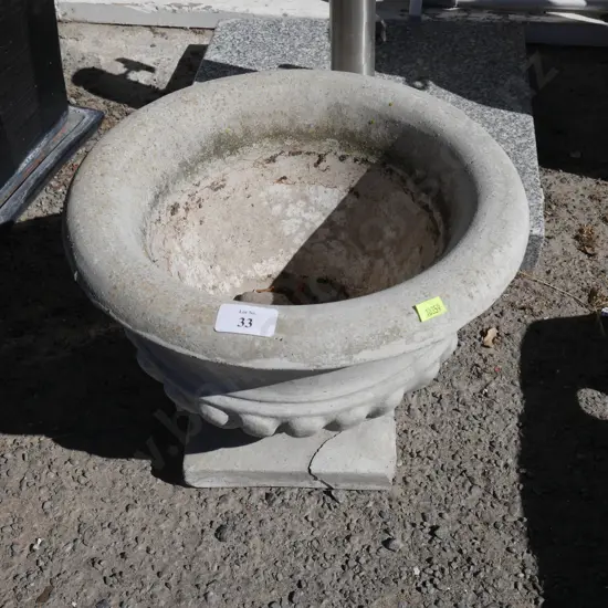 Garden pot